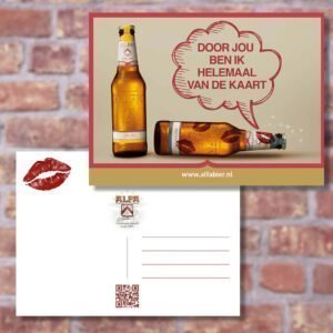 Alfa Bier Ansichtkaart met twee flesjes bier en de tekst "Door jou ben ik helemaal van de kaart"